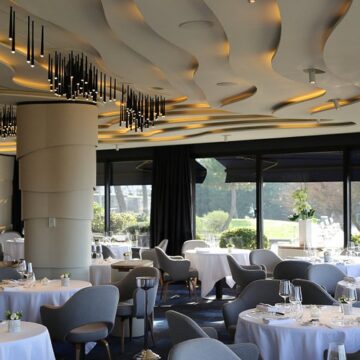 Două restaurante din Franța au ajuns la 3 stele Michelin