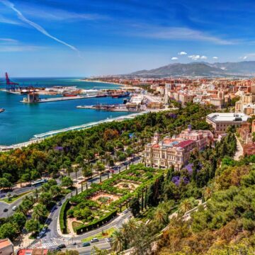 Malaga.jpg Vrei să te muți în Spania, dar nu știi ce oraș să alegi?