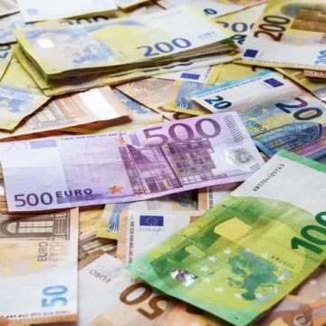 Bulgaria aproape a finalizat pregătirile pentru plăţile în euro