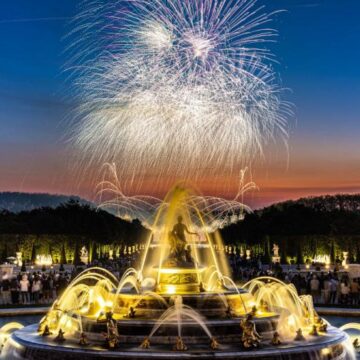 „Les Grandes Eaux Nocturnes” te așteaptă la Versailles