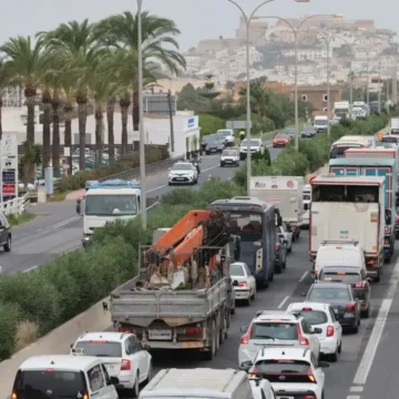 Ibiza limitează numărul turiștilor care vin cu mașini proprii