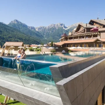 Care sunt cele mai spectaculoase piscine ale lumii