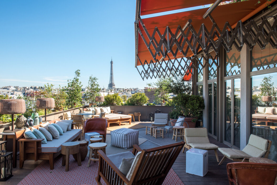 Rooftop-uri cu vedere la Turnul Eiffel