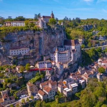 În Franța poți simți atmosfera din „Dark Ages”