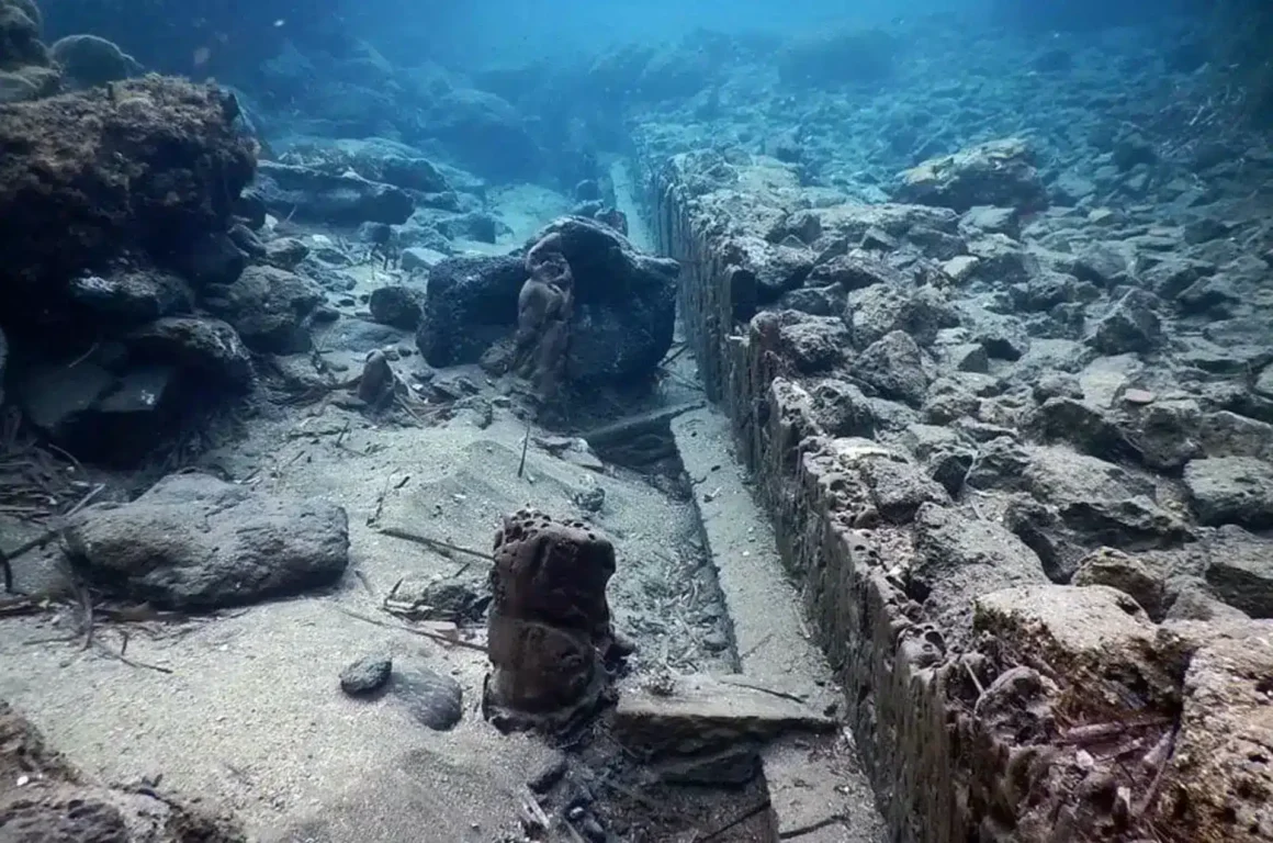 Ești pasionat de istorie și de scuba-diving? Mergi în Ischia, Italia