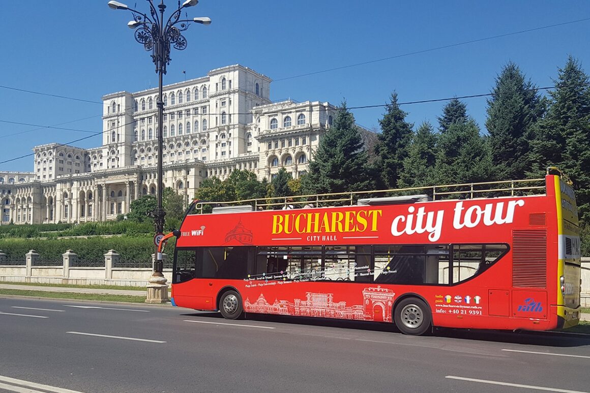 De mâine ai la dispoziție autobuzele turistice „Bucharest City Tour”
