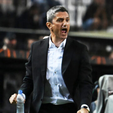 Victorie-de-infarct-pentru-Razvan-Lucescu-in-Grecia-cu-om-in-minus-si-gol-in-minutul-90-romanul-a-dat-lovitura-cu-PAOK.jpg cu om în minus și gol în minutul 90, românul a dat lovitura cu PAOK