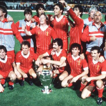 Coșmarul lui Dinamo din semifinalele Cupei Campionilor Europeni dus în stare gravă la spital! Ian Rush, legenda lui Liverpool, internat la Terapie Intensivă