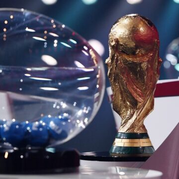 Live-Tragerea-la-sorti-a-Campionatului-Mondial-2026.-Adversarii-Romaniei-de-la-turneul-final-1.jpg LIVE Tragerea la sorți a Campionatului Mondial 2026. Adversarii României de la turneul final