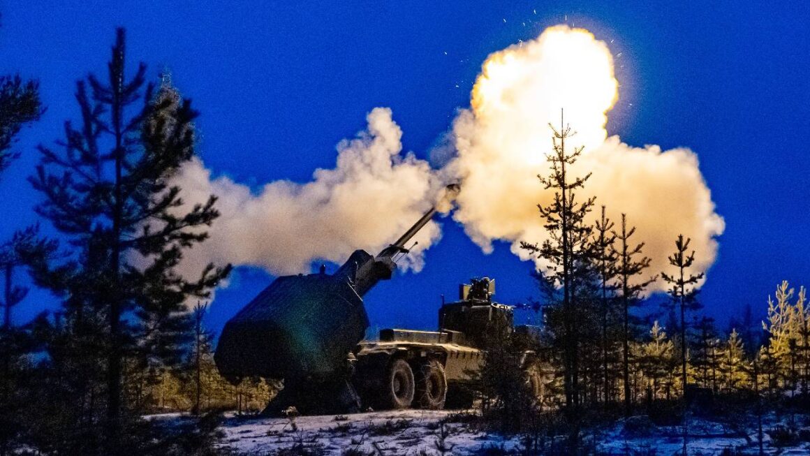 Ce caută mii de soldați NATO în orașul lui Moș Crăciun din Finlanda