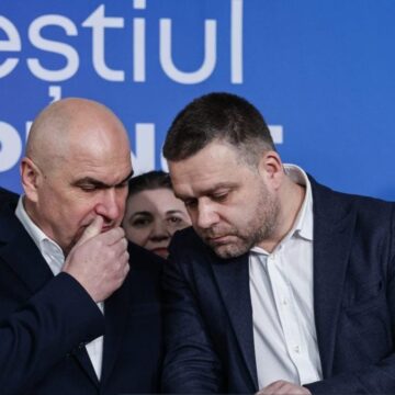 ciprian-ciucu-prima-reactie-dupa-ce-a-castigat-primaria-bucuresti-conform-exit-poll-urilor-proiectul-vietii-mele-i-am-promis-lui-ilie-bolojan-ca-nu-il-fac-de-ras-3-e1766067854831.jpg Joia cuțitelor lungi la PNL. Bolojan a decapitat organizațiile din Sectoarele 2, 3, 4 și 5. Sarcinile trasate lui Ciucu