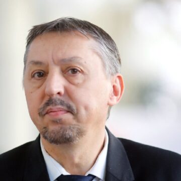 daniel-david-gala-invatamantului-dual-16-octombrie-2025.jpg Răspunsul dat de Daniel David când este întrebat dacă va pleca din fruntea Ministerului Educației