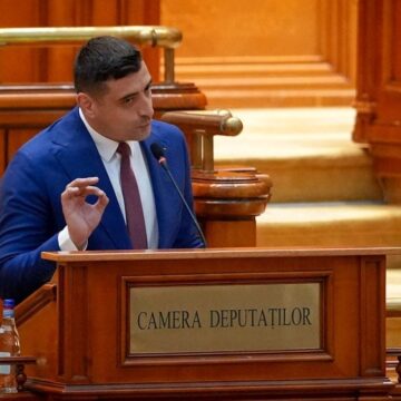 george-simion-deranjat-ca-ilie-bolojan-nu-a-venit-in-parlament-cand-s-a-citit-motiunea-de-cenzura-impotriva-lui-si-a-usr-premierul-a-ignorat-si-cererea-psd-e1765208670929.jpg George Simion, deranjat că Bolojan nu a venit în Parlament când s-a citit moțiunea de cenzură împotriva lui și a USR