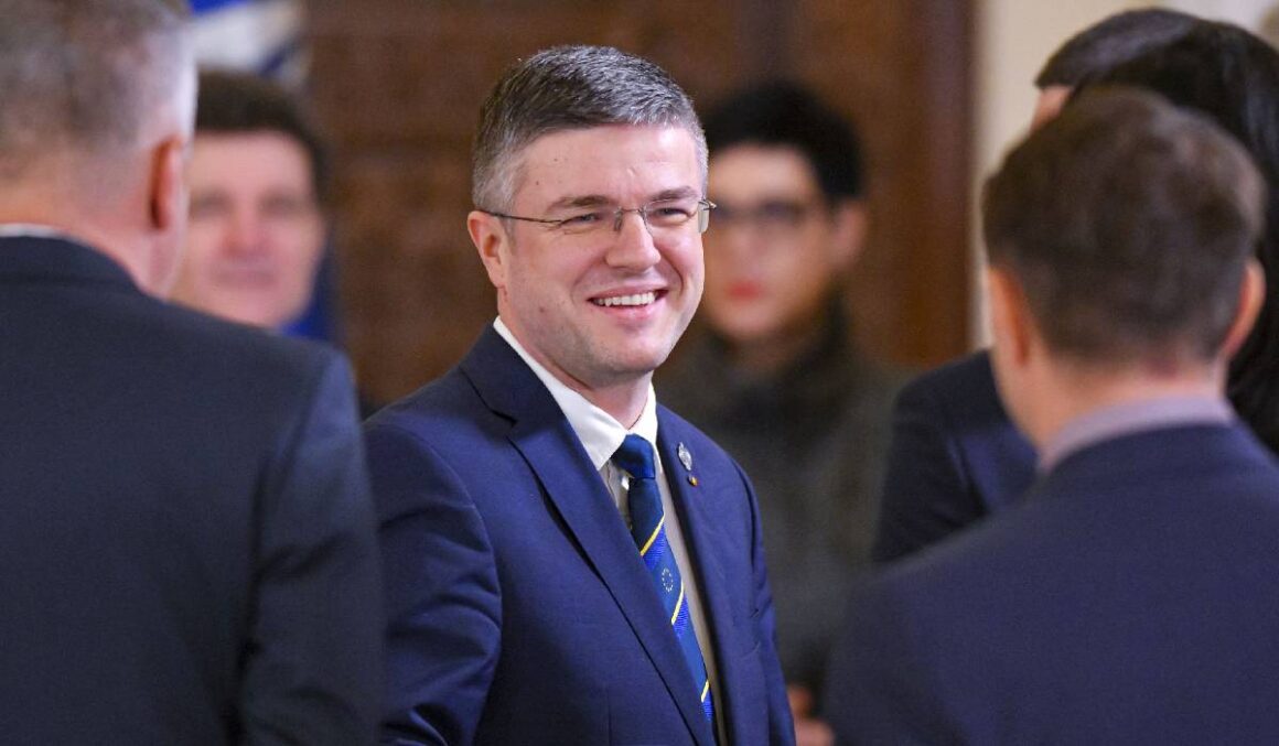 Irineu Darău o apără pe șefa sa de cabinet, condamnată pentru abuz în serviciu și fals intelectual: „A fost reabilitată”