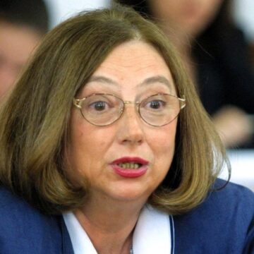 rodica-stanoiu-a-murit-in-conditii-suspecte-fosta-ministra-a-justitiei-fusese-internata-in-spital-cu-urme-de-lovituri-e1765639675295.jpg Rodica Stănoiu a murit în condiții suspecte. Fosta ministră a Justiției fusese internată în spital cu urme de lovituri