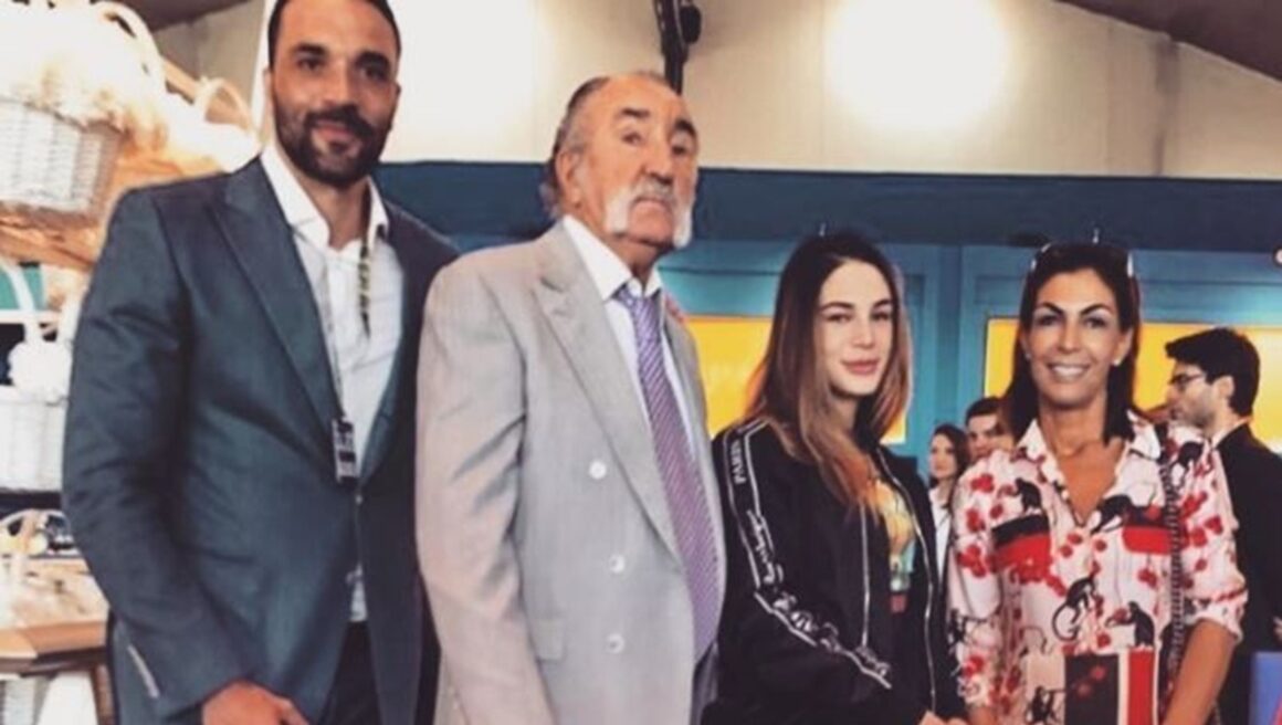 Cum-a-ales-Ion-Tiriac-nasul-pentru-fiul-sau.jpg Cum a ales Ion Țiriac nașul de botez pentru fiul său. Miliardarul român, în atenția presei internațonale