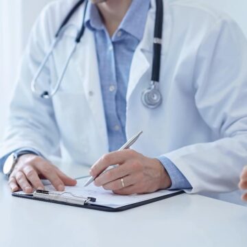 Opt mituri despre colesterol demontate de cardiologi. Ce spune medicul despre dieta și când trebuie să facem analizele