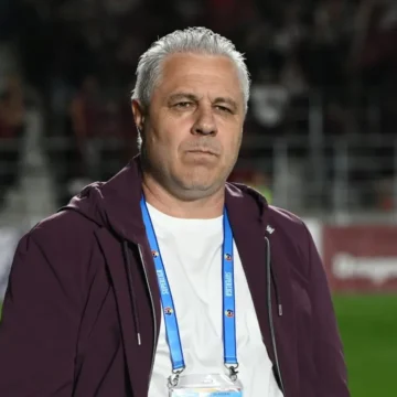 marius-sumudica-pierde-pe-banda-rulanta-in-arabia-saudita-si-retrogradarea-e-tot-mai-aproape.webp.webp Marius Şumudică pierde pe bandă rulantă în Arabia Saudită şi retrogradarea e tot mai aproape