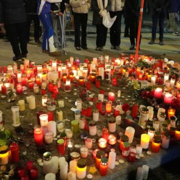 Cuplul al cărui club a ars în Crans Montana nu poate „dormi și mânca” în urma tragediei. Ce pistă au anchetatorii