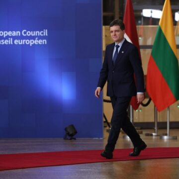 profimedia-1068379697.jpg Nicușor Dan anunță că UE se solidarizează cu Danemarca și Groenlanda și va investi în apărarea zonei, iar decizia a fost unanimă