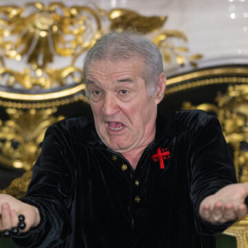 Alertă pentru Gigi Becali! Fotbalistul din Superliga pe care a pus ochii negociază cu suedezii