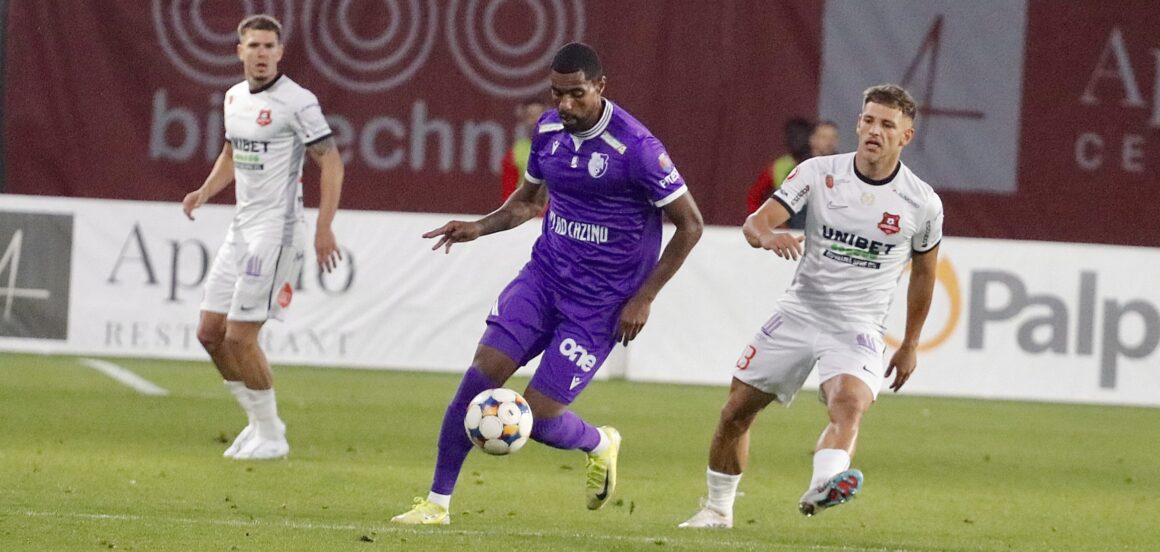 FC-Arges-Hermannstadt-Live-Text-Online-in-etapa-26-din-Superliga.-Gazdele-lupta-pentru-play-off-sibienii-ca-sa-scape-de-matineu-Formatii-de-start.jpg FC Argeș – Hermannstadt Live Text Online, în etapa 26 din Superligă. Gazdele luptă pentru play-off, sibienii ca să scape de matineu! Formații de start