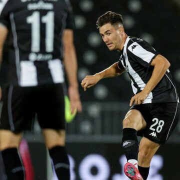 Rapid, ofertă pentru Yanis Karabelyov de la Partizan Belgrad. Ce sumă a propus Dan Șucu