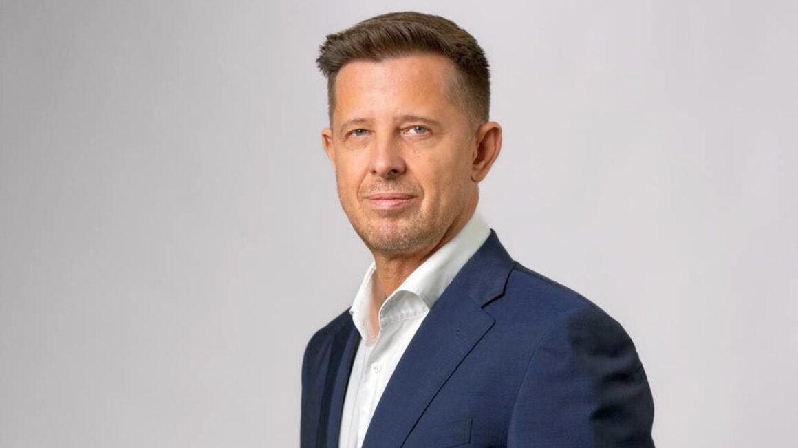 Bolojan i-a propus PNL pe Geoană și Lasconi la alegerile prezidențiale 2024