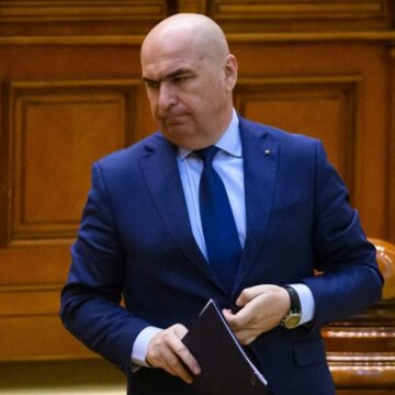 ilie-bolojan-s-a-enervat-la-parlament-cand-a-fost-intrebat-de-ceasul-purtat-va-rog-nu-mai-mintiti-este-ieftin-e1770038011175.jpg „Un cost necesar pentru a construi o economie solidă”