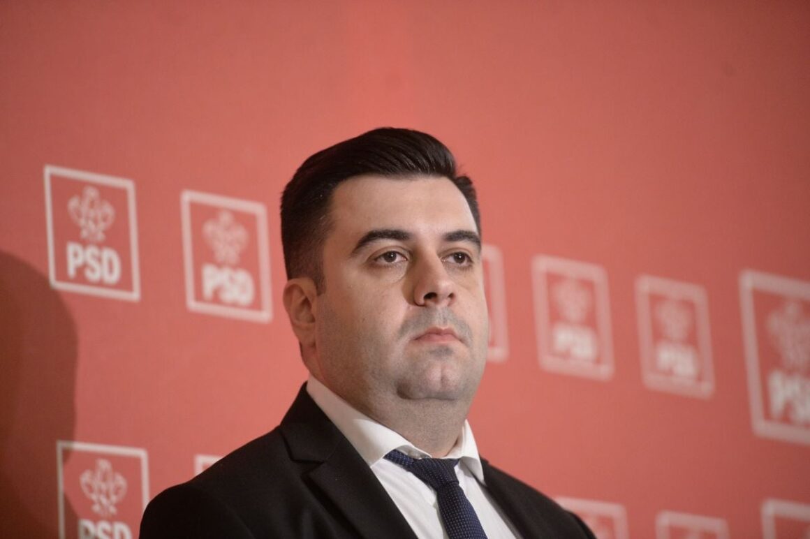 Fostul ministru al Transporturilor Răzvan Cuc, arestat preventiv într-un dosar de mită pentru plasarea unui nou șef RAR