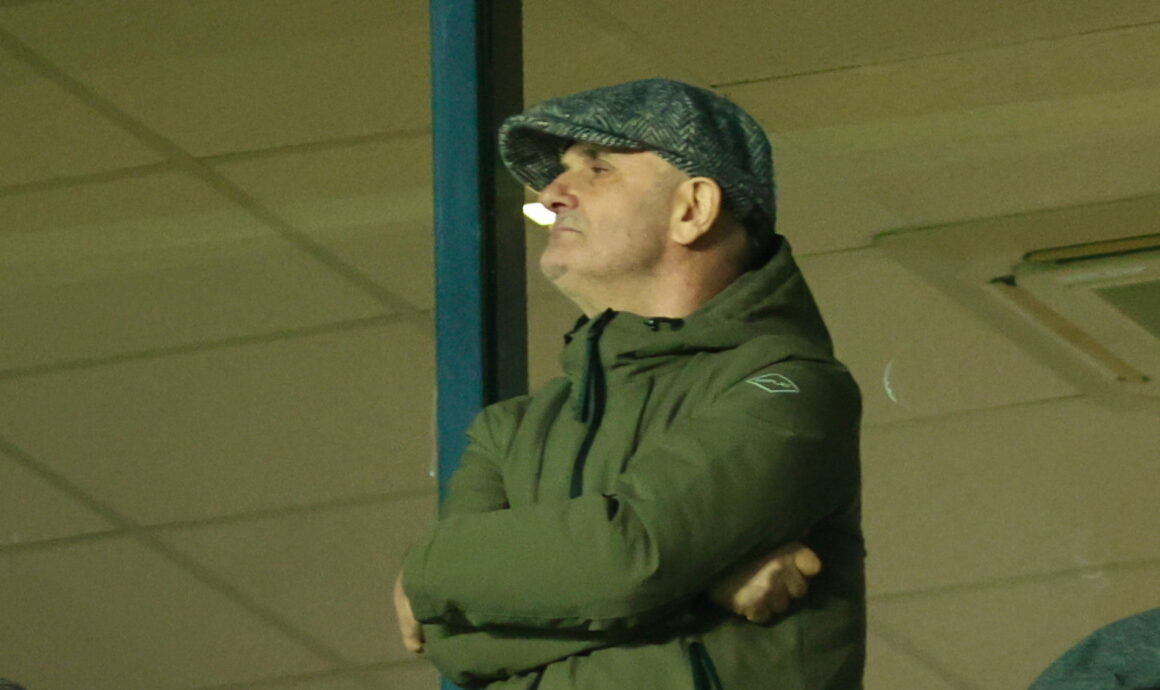 „Multe sute de milioane de euro”. Românul care merge cu metroul şi e în anturajul lui Bolojan şi-a evaluat averea