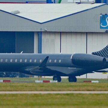 Cristiano-Ronaldo-ar-fi-fugit-din-Arabia-Saudita-cu-avionul-Bombardier-Global-Express-de-73.000.000-de-euro-de-frica-razboiului-cu-Iran.jpg Cristiano Ronaldo ar fi fugit din Arabia Saudită cu avionul Bombardier Global Express de 73.000.000 de euro de frica războiului cu Iran
