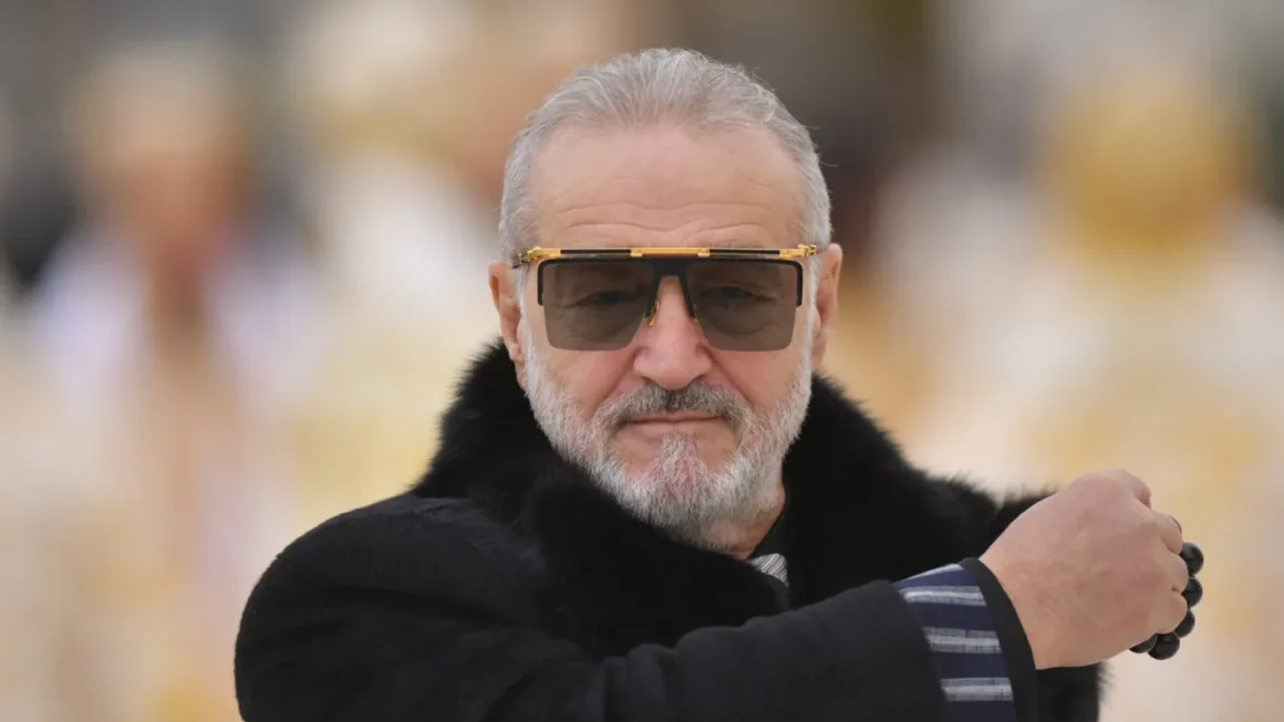 Suspendare de 12 meciuri după un derapaj identic cu al lui Gigi Becali! Patronul de la FCSB a scăpat „basma curată”