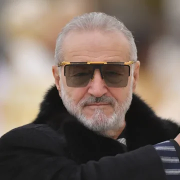 Gigi-Becali-s-a-lamurit-de-corectitudinea-lui-Dinamo-dupa-meciul-cu-FC-Arges-„Nu-are-rost.webp.webp Suspendare de 12 meciuri după un derapaj identic cu al lui Gigi Becali! Patronul de la FCSB a scăpat „basma curată”
