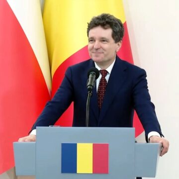 ce-alege-nicusor-dan-intre-umbrela-nato-sua-si-umbrela-nucleara-propusa-de-franta-ma-opresc-aici.jpg Ce alege Nicușor Dan între umbrela NATO / SUA și umbrela nucleară propusă de Franța: „Mă opresc aici”