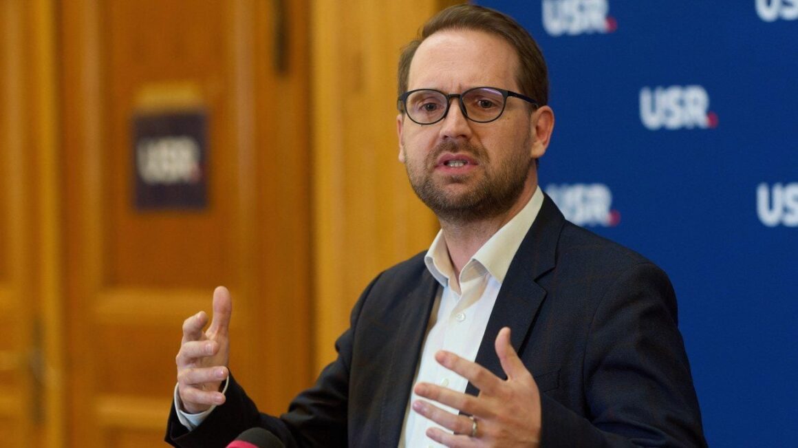 Dominic Fritz concediază angajați din Primăria Timișoara şi Poliţia Locală cu „un respect mare pentru aceștia”