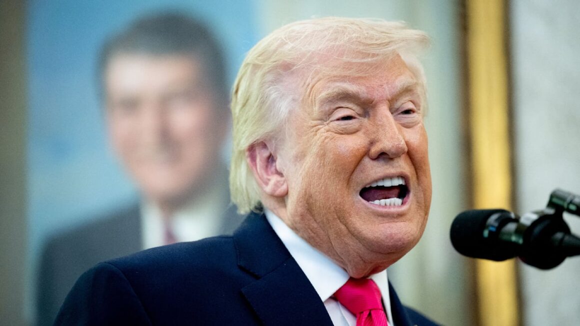 Trump se confruntă cu două „opțiuni proaste” în acest conflict