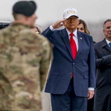 Donald Trump mută 2.500 de pușcași marini din Japonia în Orientul Mijlociu