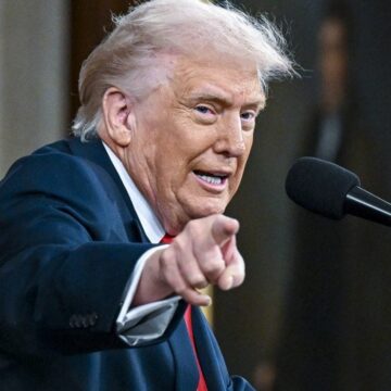 donald-trump-sua-01-5-1-e1772458333983.jpg „Voi face ce vreau cu ea”