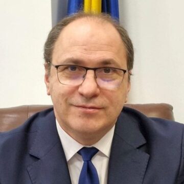 mihai-dimian-este-propunerea-pnl-pentru-ministerul-educatiei-la-doua-luni-dupa-demisia-lui-radu-marinescu-e1772466923204.jpg Cine este Mihai Dimian și ce a scris în CV viitorul ministru al Educației