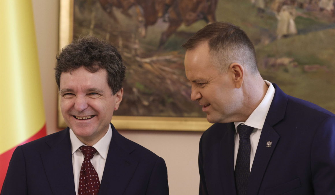 Ce spune Nicușor Dan despre protecția nucleară franceză. Președintele Poloniei afirmă că sunt „mișcări nervoase” din partea lui Macron