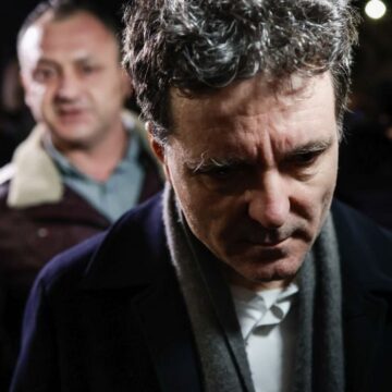 nicusor-dan-protest-impotriva-numiri-justitie-palatul-cotroceni-6-martie-2.jpg „Am de o sută de ori mai multe informații decât dumneavoastră”