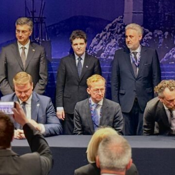 682047985_18179397655385573_5338900349016199956_n-1200x675.jpg România a înregistrat pași importanți pentru dezvoltarea economiei