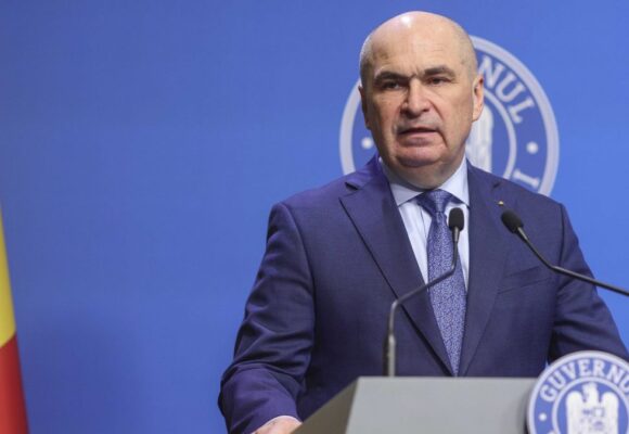 SONDAJ CURS. Cât mai rezistă Bolojan în fruntea Guvernului? 54% dintre locuitorii Capitalei vor demisia Premierului