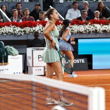 aryna-sabalenka-1-wta-campioana-en-titre-eliminare-soc-madrid-open.jpg Șoc la Madrid Open. Campioana en-titre, eliminată după o partidă dramatică