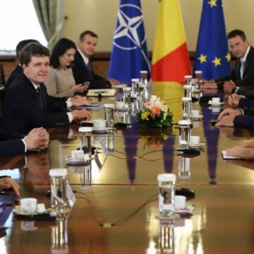 consultari-udmr-cotroceni-nicusor-dan-e1776860986199.jpg Nicușor Dan discută cu partidele înainte ca Grindeanu să retragă miniștrii PSD din Guvernul Bolojan