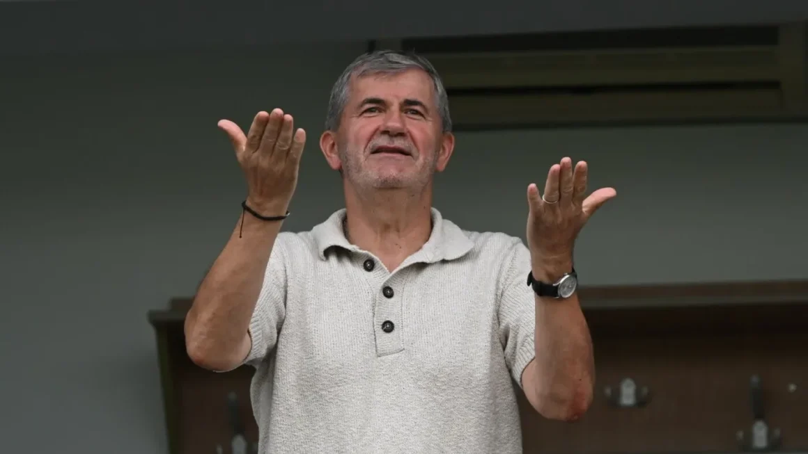 Nemaivăzut! Ce a putut să apară pe contul oficial al celor de la Botoșani înainte de meciul cu FCSB îl va șoca pe Iftime