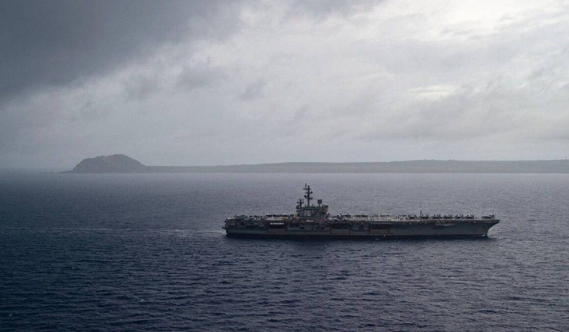 petrolier-american.jpg Livetext Război în Iran, ziua 46. Cum ar putea Iranul și SUA să înghețe complet transportul maritim în și din Ormuz