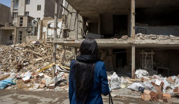 Livetext Război în Iran, ziua 66. Donald Trump îi bagă pe marinarii americani în bătaia armelor iraniene.