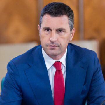 tanczos-barna.jpg UDMR anunță că nu va face parte dintr-un guvern de uniune cu AUR